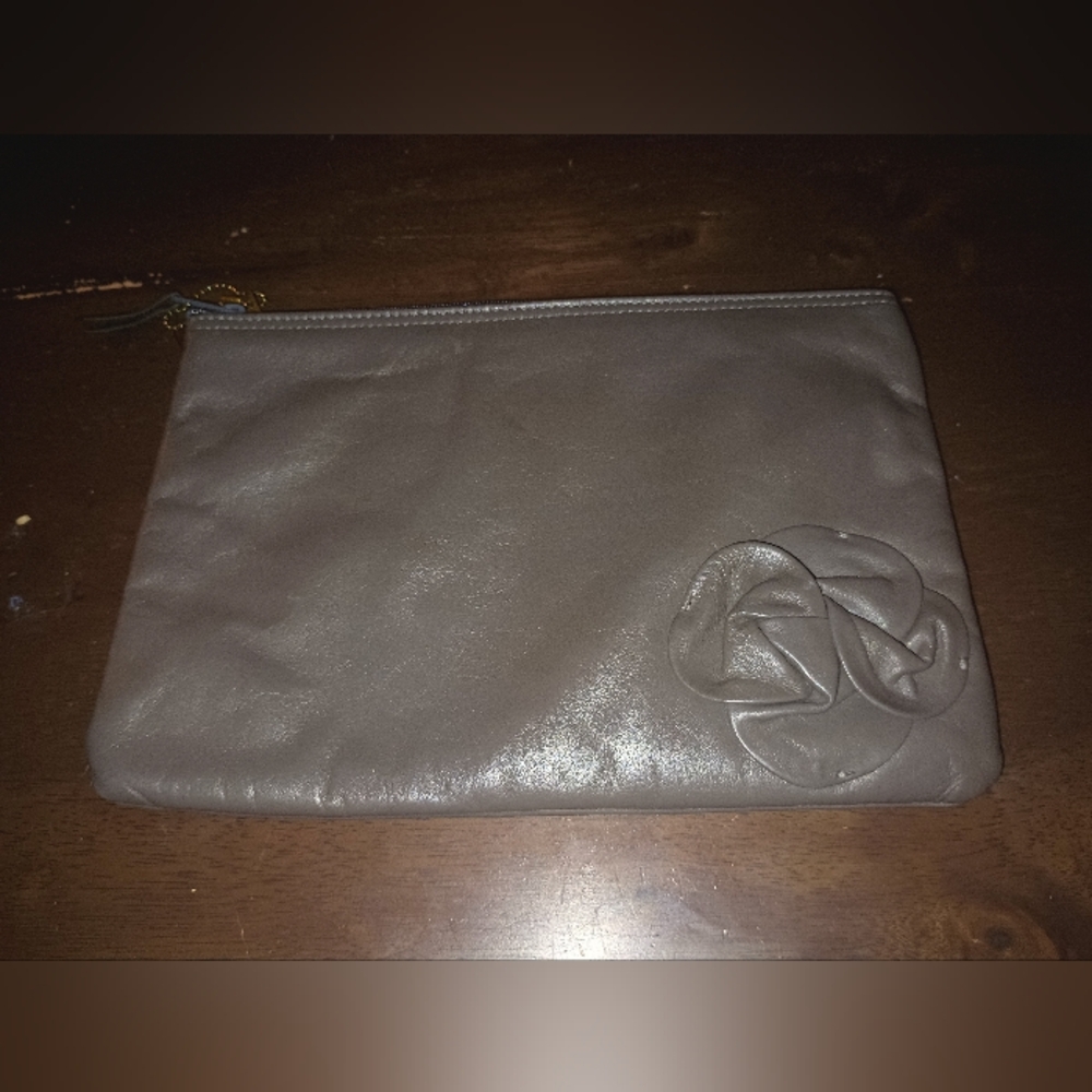 Letisse Gray Leather Clutch with Rose (Vintage)
